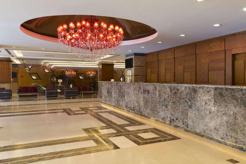 Ramada Plaza By Wyndham Izmit photo 2