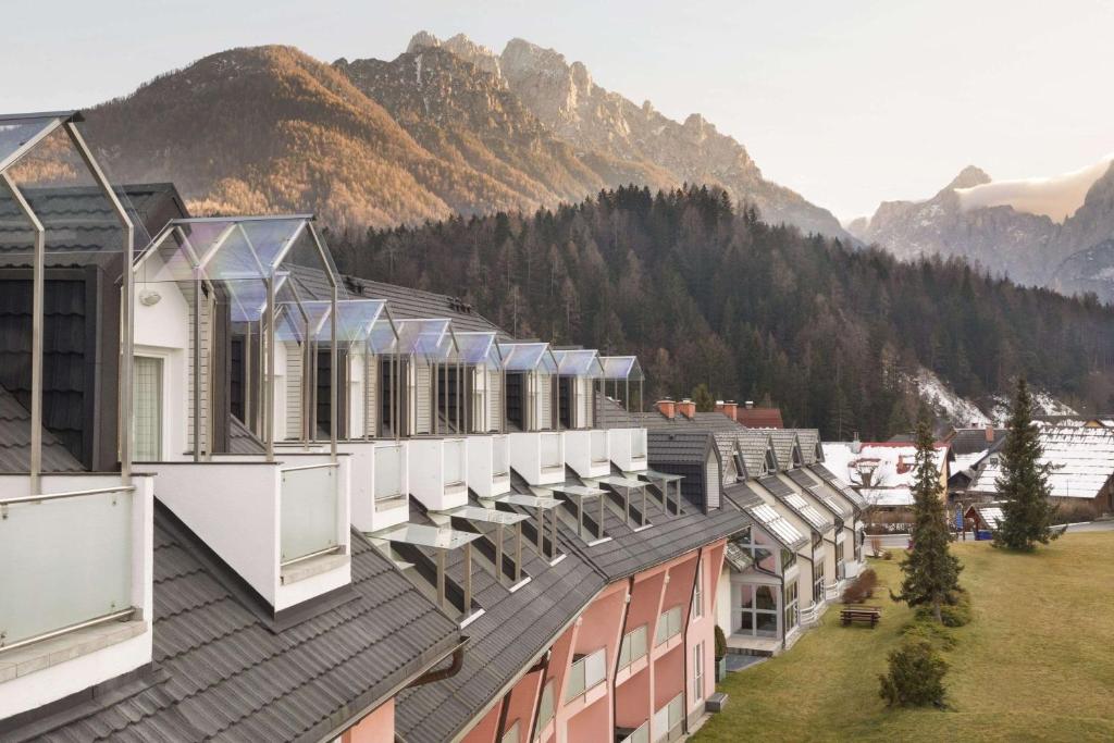 Ramada Hotel & Suites Kranjska Gora photo 2