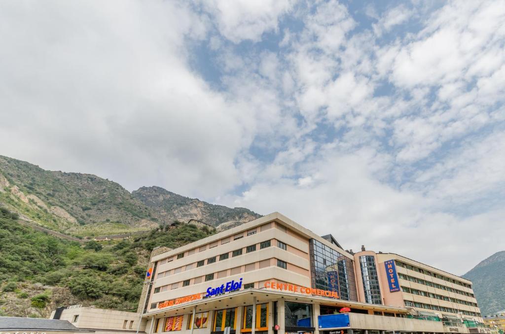 {
  "en-gb": "Hotel Sant Eloi"
} photo 3