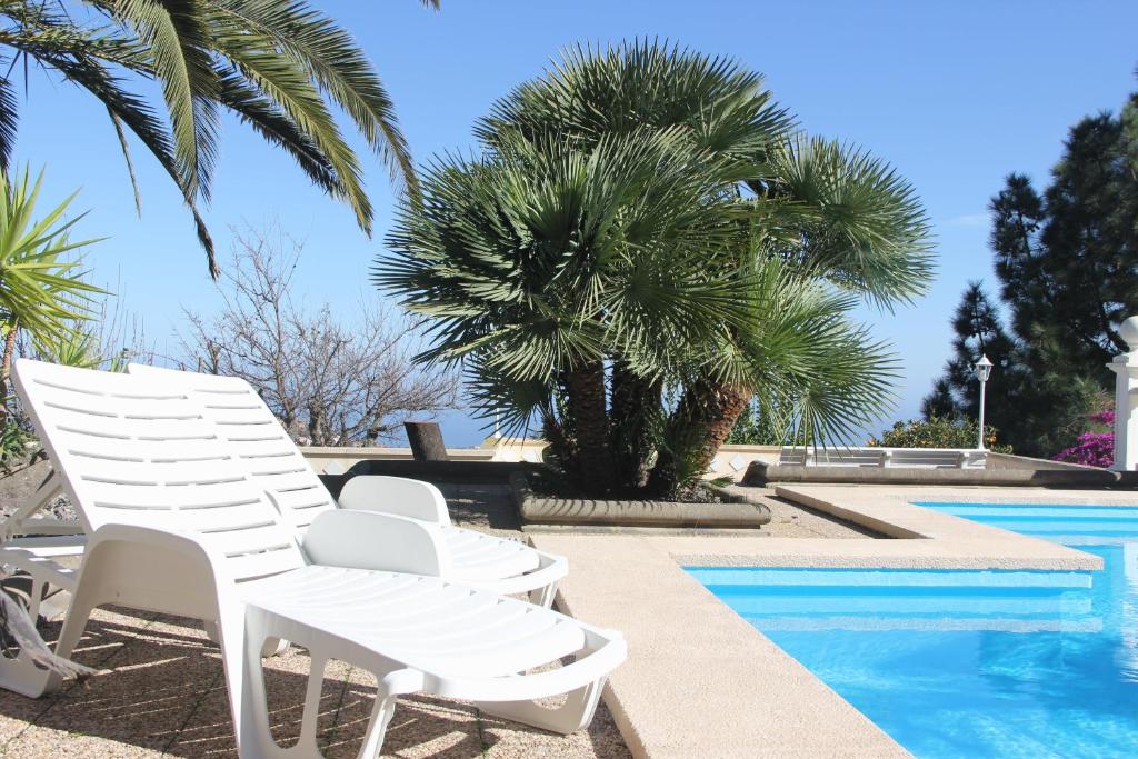 Teresita High Views with private pool photo 2