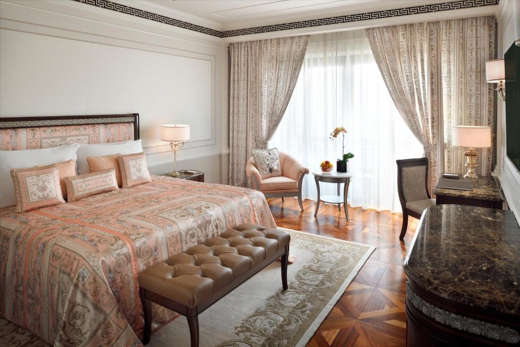 Двухместный (Номер «Версаче» Делюкс с видом на город), Отель Palazzo Versace Dubai