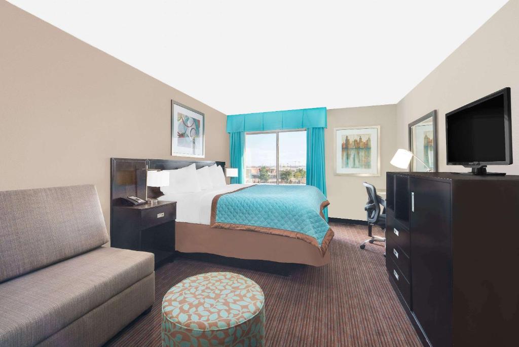 Wyndham Garden Midland photo 1