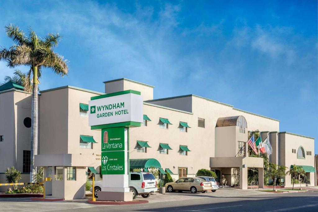 Wyndham Garden Obregon photo 1