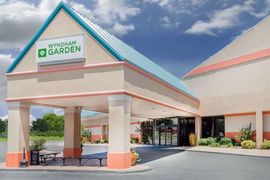 Wyndham Garden Stillwater image