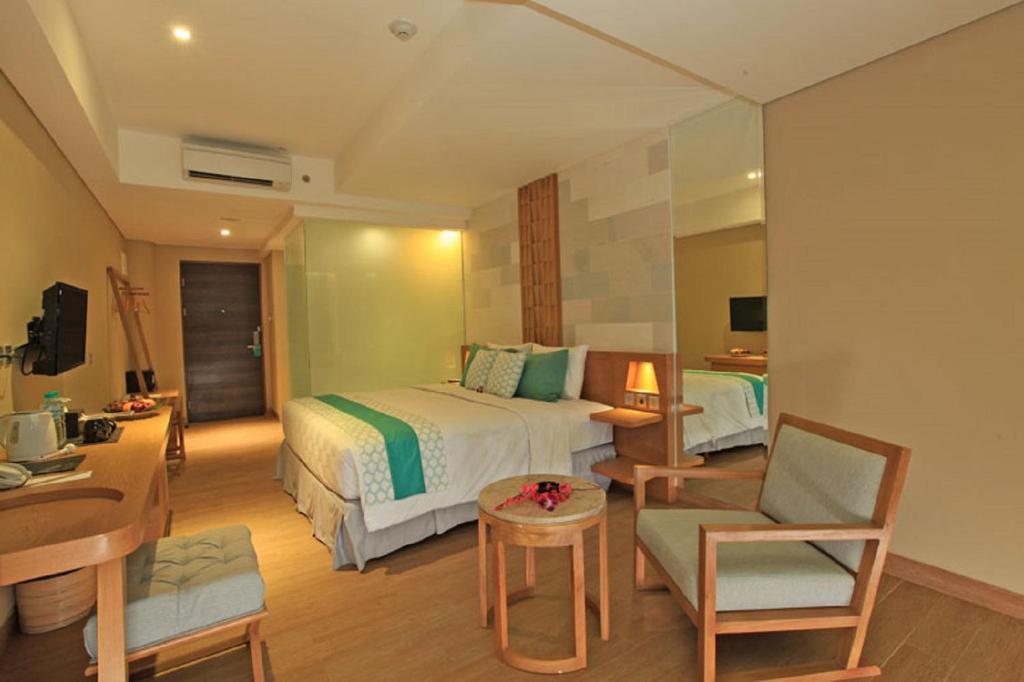 Сьюит (Роскошный люкс с балконом), Bedrock Hotel Kuta