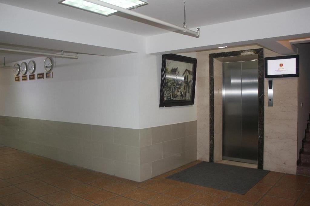 Двухместный (Стандартный номер с кроватью размера «king-size»), Dragon Residence Building