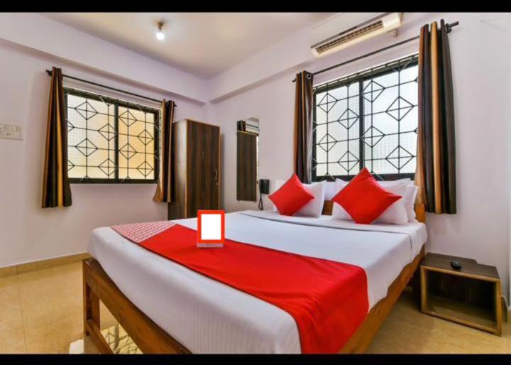Sweet AC Rooms near KFC Restaurant photo 2