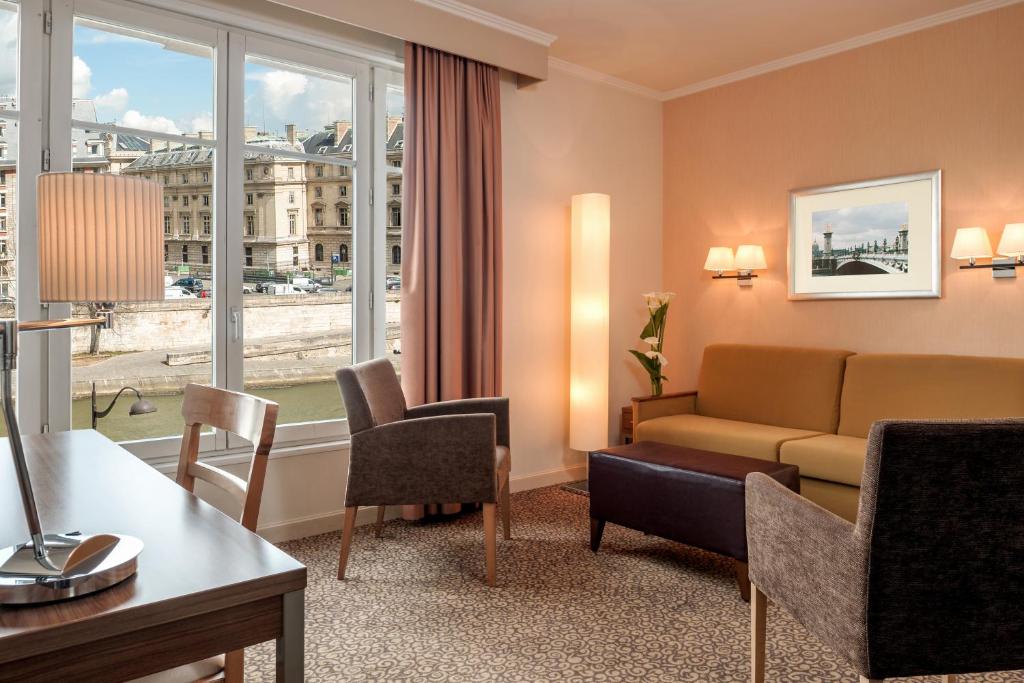 Четырехместный (Апартаменты, вид на Сену), Citadines Saint-Germain-des-Prés Paris