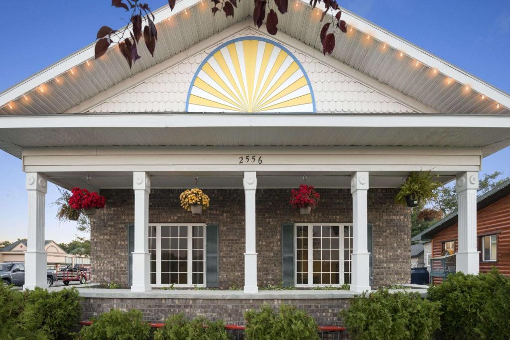 Days Inn by Wyndham Grayling image