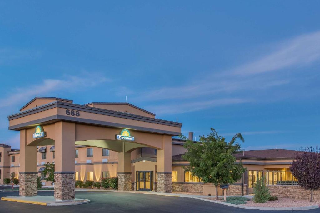 Days Inn by Wyndham Chino Valley image