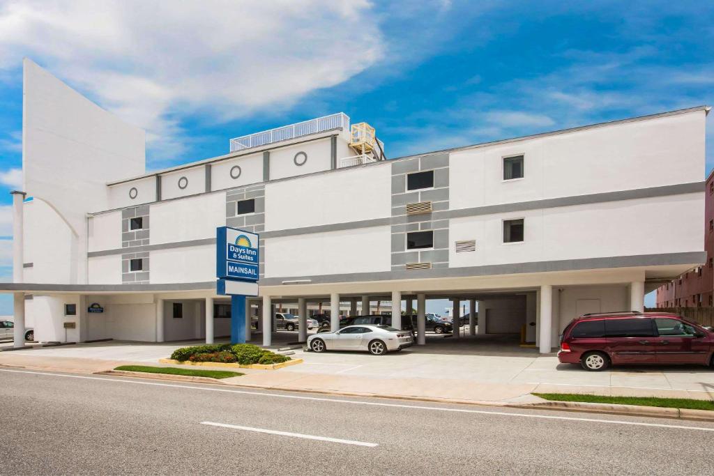 Arya Blu Inn & Suites image