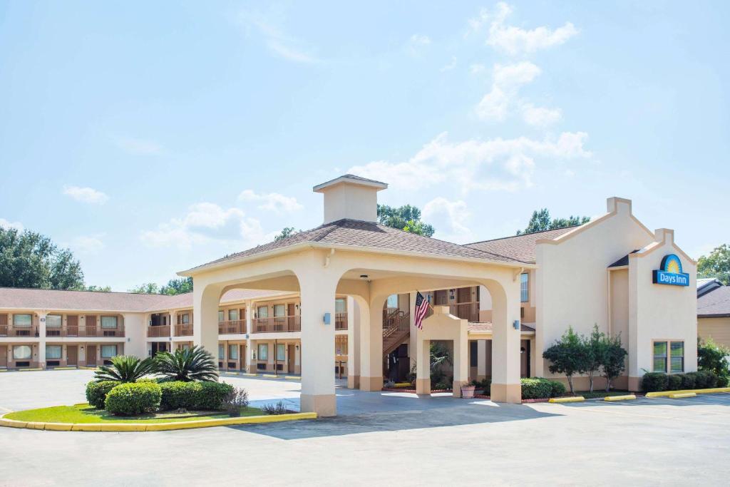 Days Inn by Wyndham Abbeville photo 1