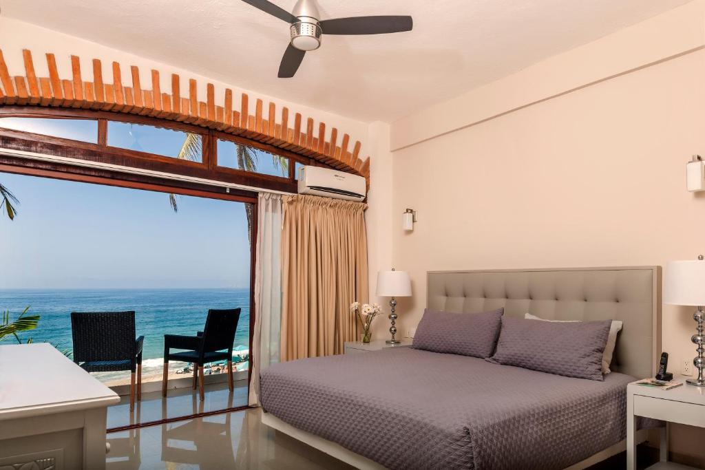 Четырехместный (Люкс с 2 спальнями), Vallarta Shores Beach Hotel