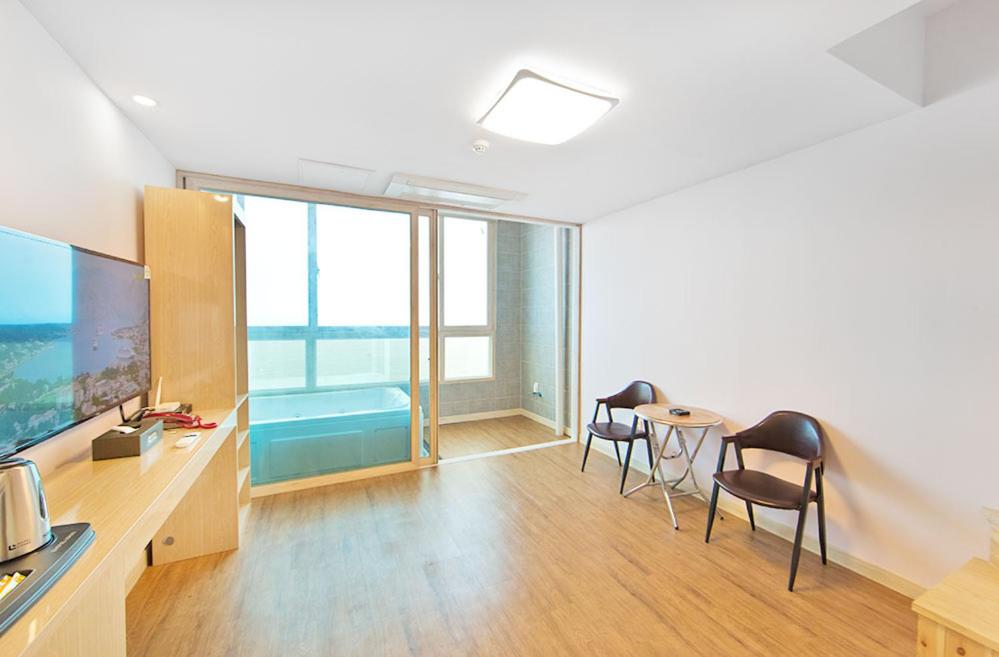 Hotel Lohas photo 1