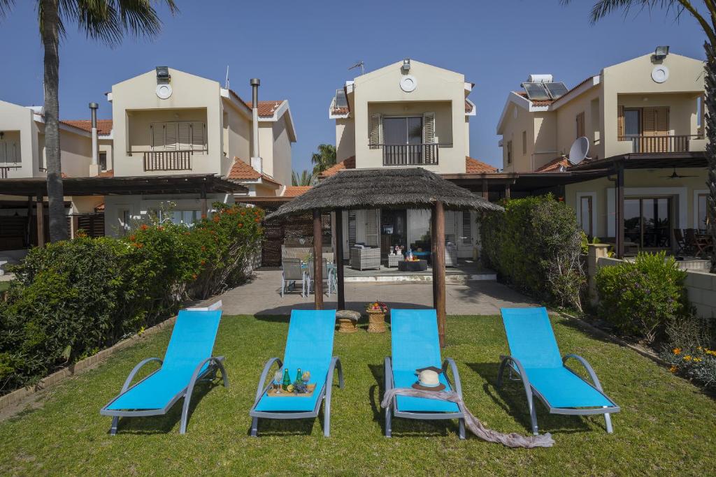 Meneou Beachfront Villa photo 1