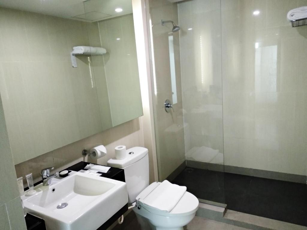 Двухместный (Улучшенный двухместный номер с 1 кроватью), éL Hotel Royale Jakarta