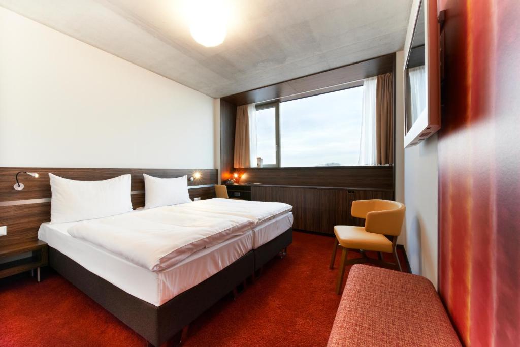 Двухместный (Двухместный номер «Комфорт» с 1 кроватью), Simm's Hotel