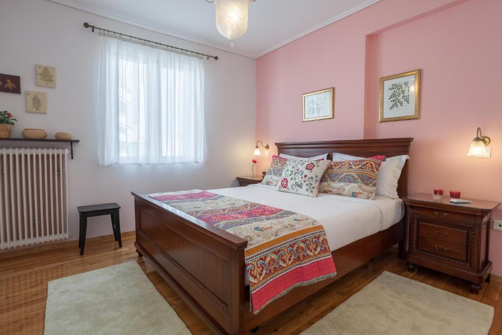 Athens charming flat 10 min away from Acropolis by metro photo 2
