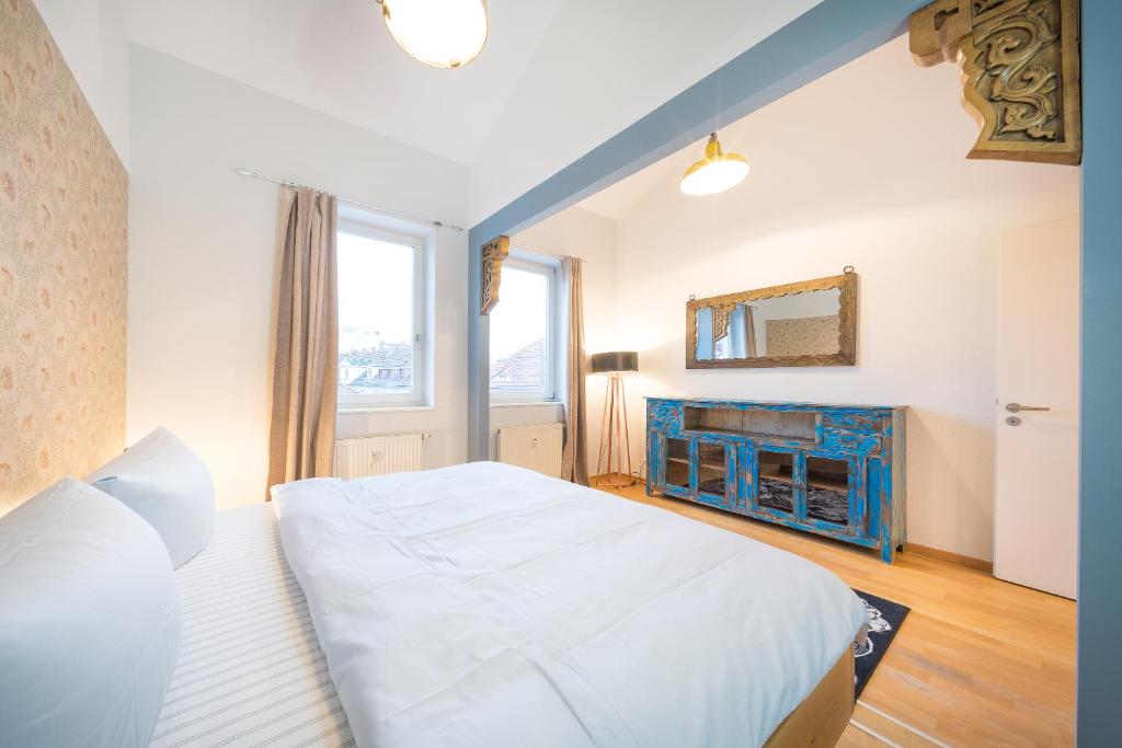 Design Apartments - "Potsdam City" 19 photo 4