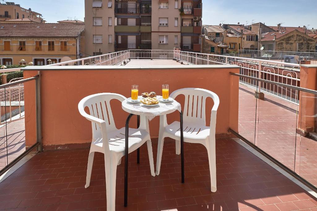 Albergo Natalina - Tap to explore photos