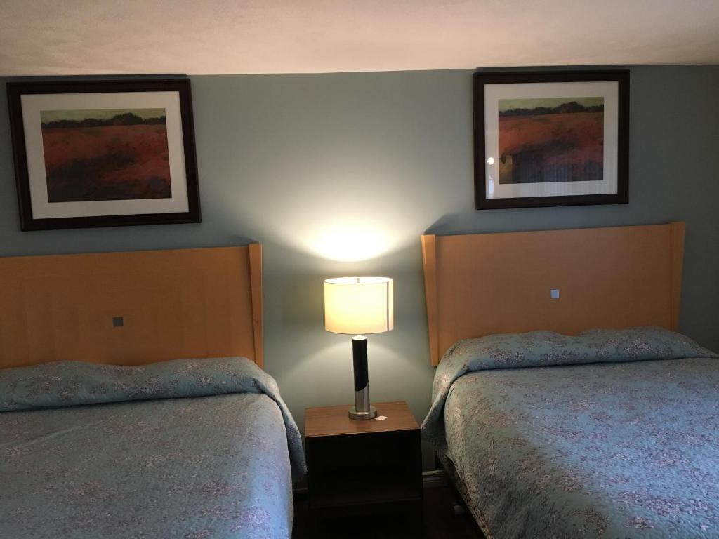 Sunparlor Motel photo 1