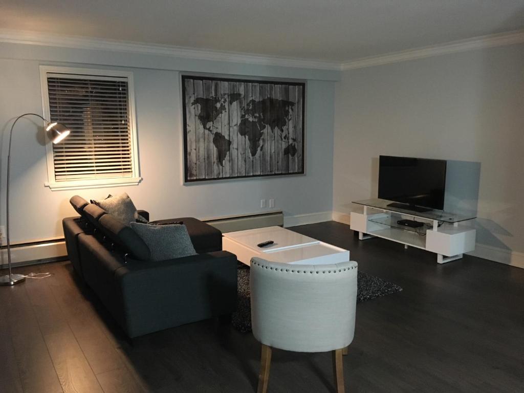 Twelve Oaks By Marquee Vancouver photo 1