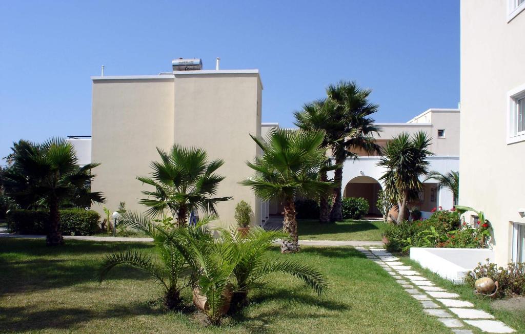 Студио (Номер эконом-класса (в полуподвальном помещении)), Andromeda Hotel Apartments