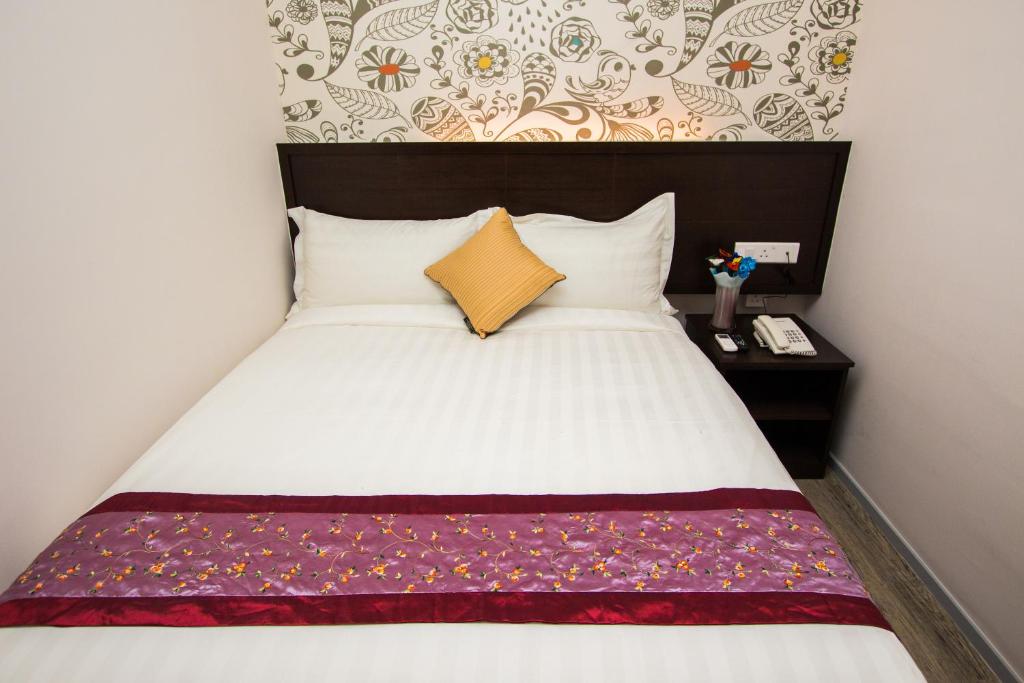 Двухместный (Улучшенный двухместный номер с 1 кроватью), Double M Hotel @ Kl Sentral
