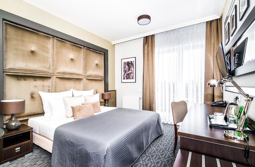 Двухместный (Улучшенный двухместный номер с 1 кроватью), Hotel Luxor