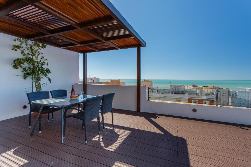 Atico FULL Balcony by Cadiz4Rentals photo 4