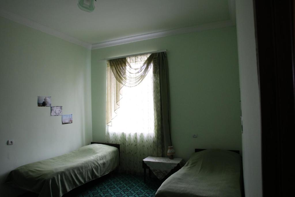 Barseghyan's Guest House photo 2