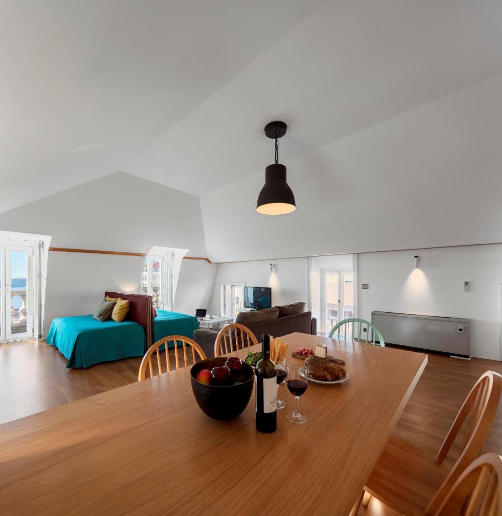Апартаменты (Улучшенные апартаменты с 2 спальнями), Palácio Camões - Lisbon Serviced Apartments