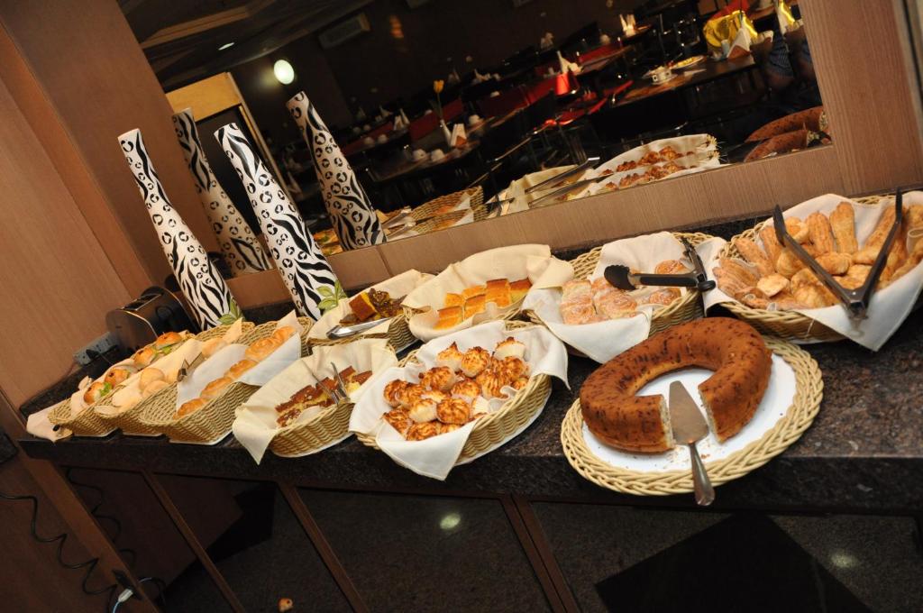 Crystal Plaza Hotel photo 2