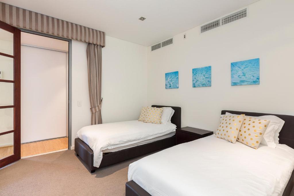 Gallery Serviced Apartments - Tap to explore photos