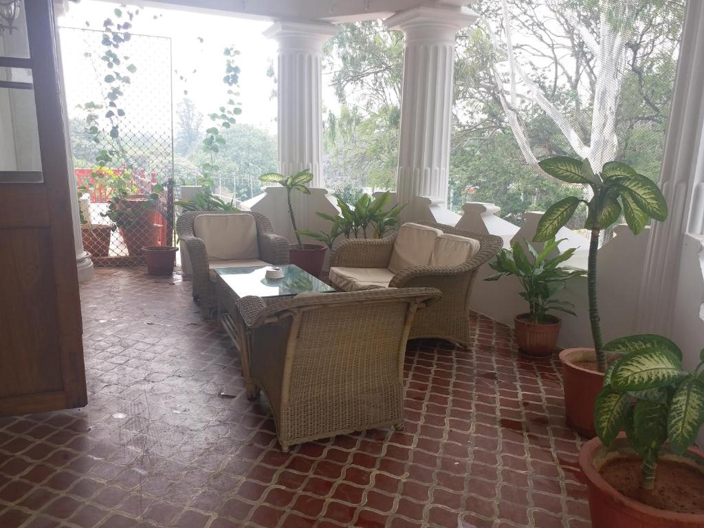 Двухместный (Королевский люкс), Jayamahal Palace Hotel