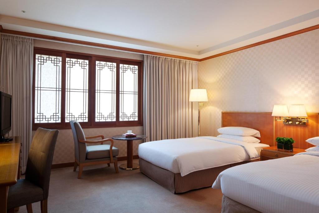 Hotel Nongshim - Tap to explore photos