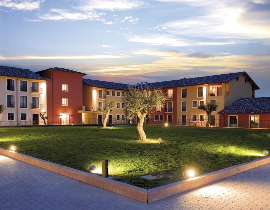 TH Lazise - Hotel Parchi Del Garda photo 1