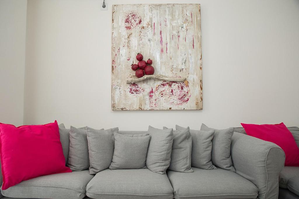 Cosy apartment in Glyfada center - Tap to explore photos