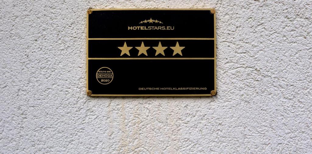 PLAZA Hotel Blankenburg Ditzingen, Sure Hotel Collection - Tap to explore photos