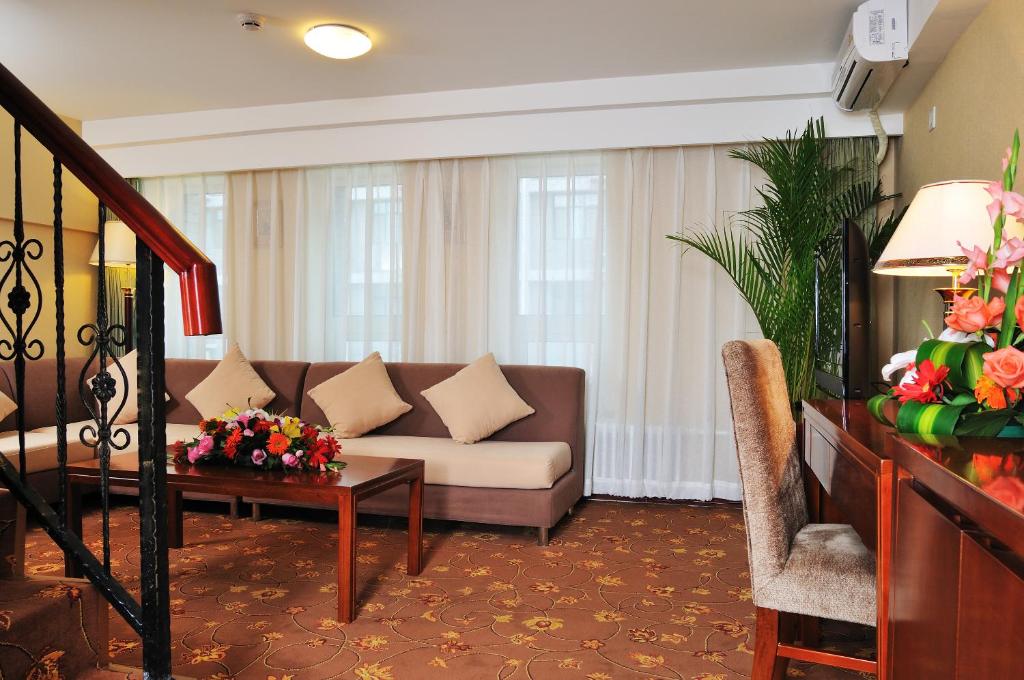 Сьюит (Mainland Chinese Citizen Only - Loft Suite), King Parkview Hotel