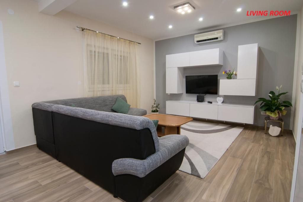 Apartments Lokva photo 2