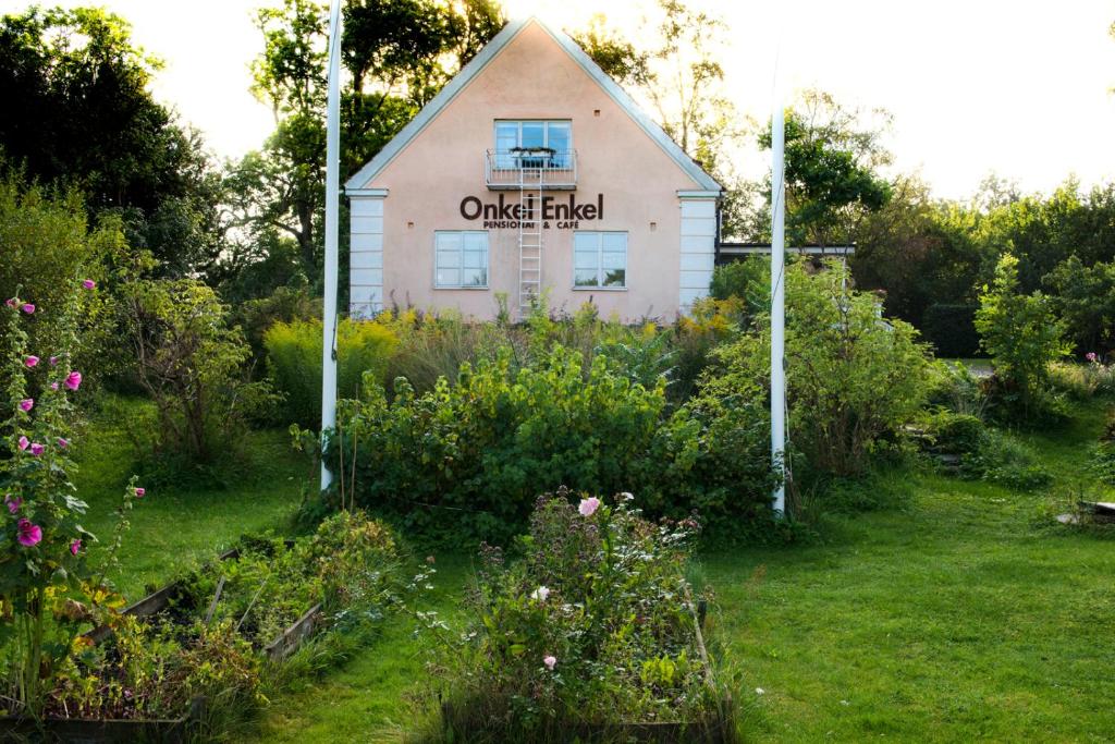 Onkel Enkels Pensionat photo 2