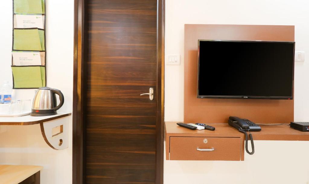 Двухместный ([Sanitized] Standard Double or Twin Room), Treebo Worldtree Bellandur