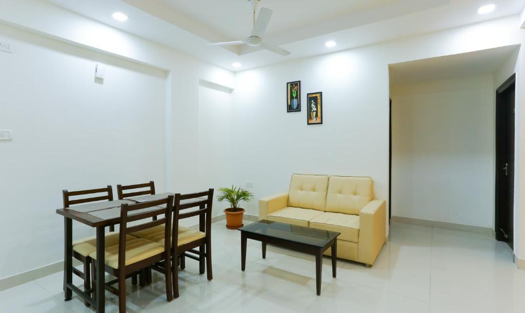Двухместный ([Sanitized] Standard Double or Twin Room), Treebo Worldtree Bellandur