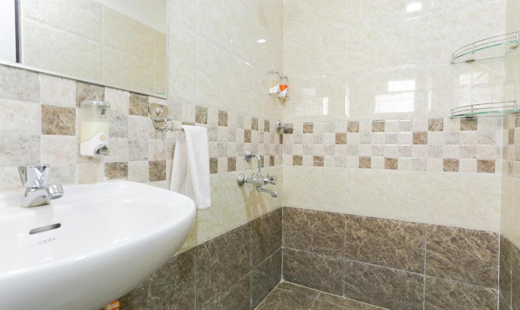 Двухместный ([Sanitized] Standard Double or Twin Room), Treebo Worldtree Bellandur