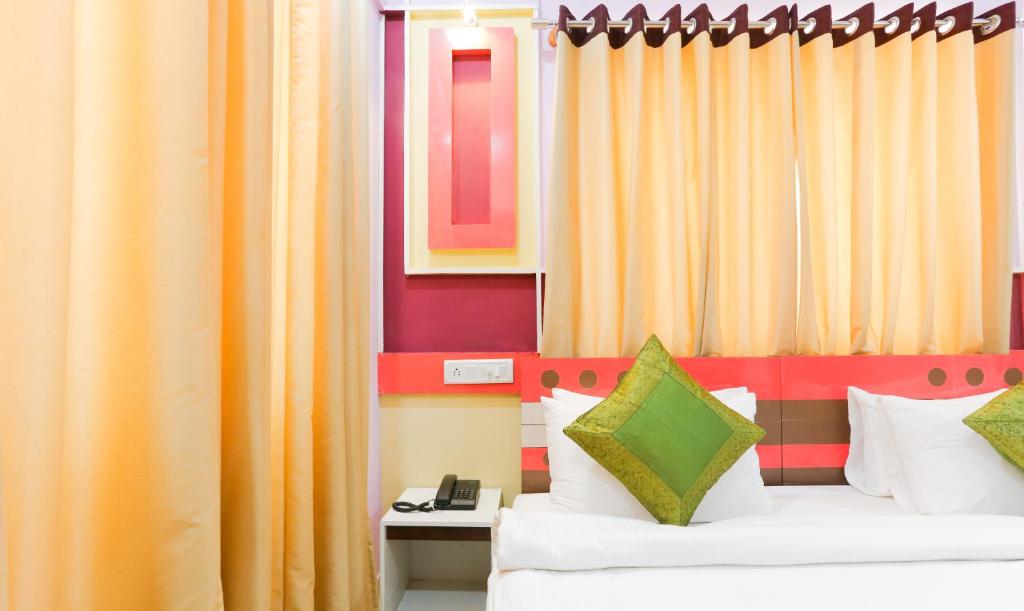 Двухместный ([Sanitized] Standard Double or Twin Room), Treebo Worldtree Bellandur