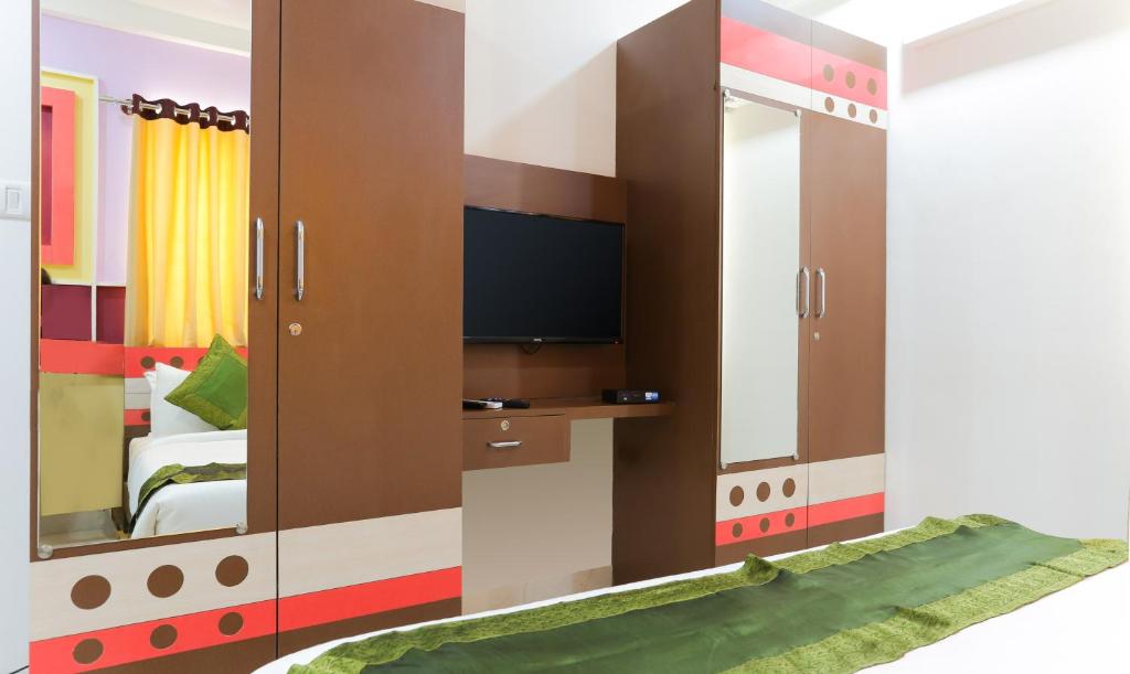 Двухместный ([Sanitized] Standard Double or Twin Room), Treebo Worldtree Bellandur