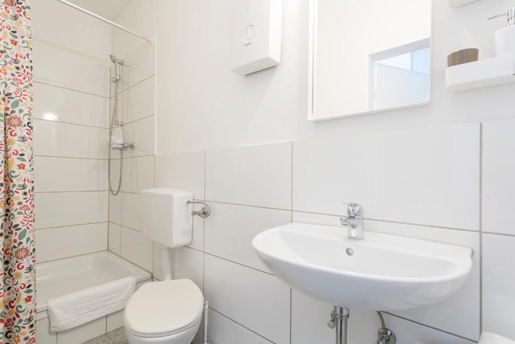 Family Studio Apartment for 4 photo 3