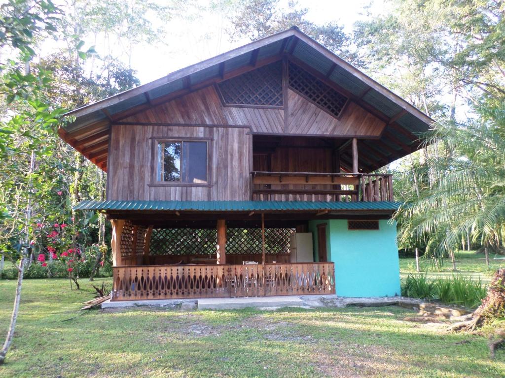 Hotel & Cabinas Nadine photo 1