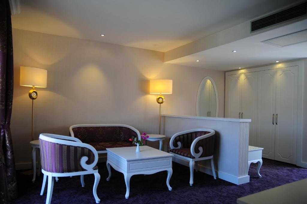 Han Deluxe Hotel photo 4